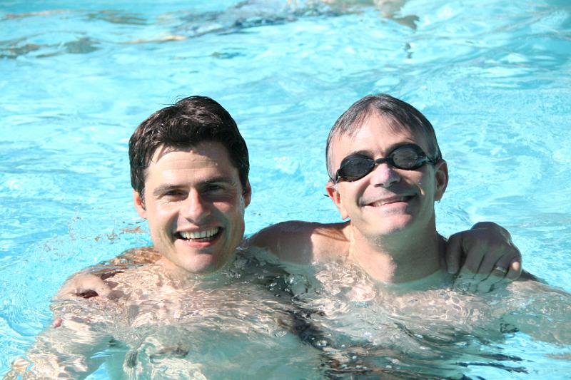 IMG_3082.JPG - Dirk & David - swimming buds